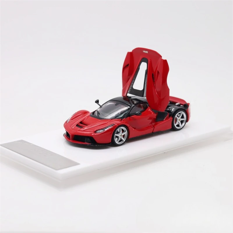 Фото Street Buster 1:64 Laferrari (F150) Limited9991 Модели автомобилей из литого металла Подарки №2