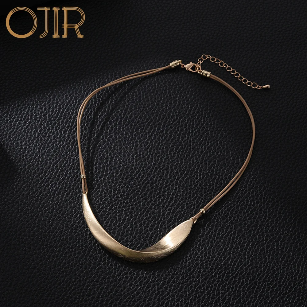 Ожерелье-чокер женское витое модное винтажное металлическое колье с подвеской в