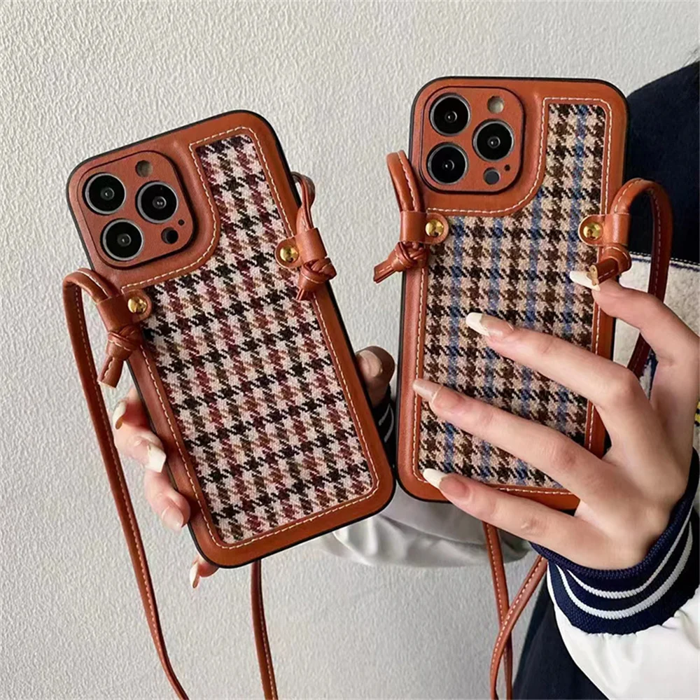 

Retro Thousand Bird Case Leather Oblique Straddle Case for Apple 14 iphone13/12/11 New Fashionable Cute All Inclusive Phone Case