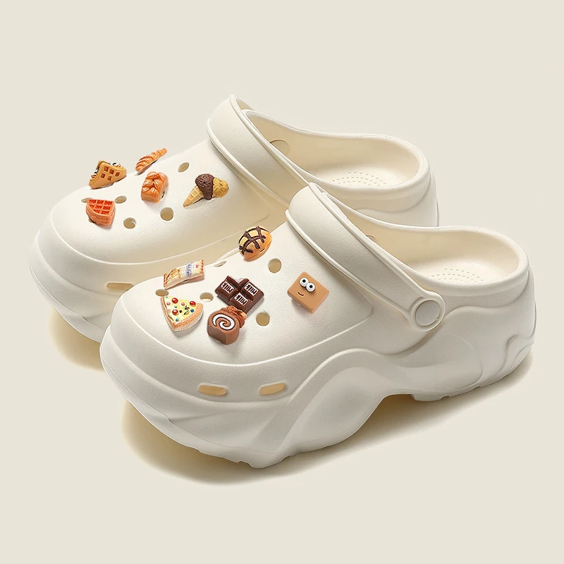 Женские тапочки с жемчужинами