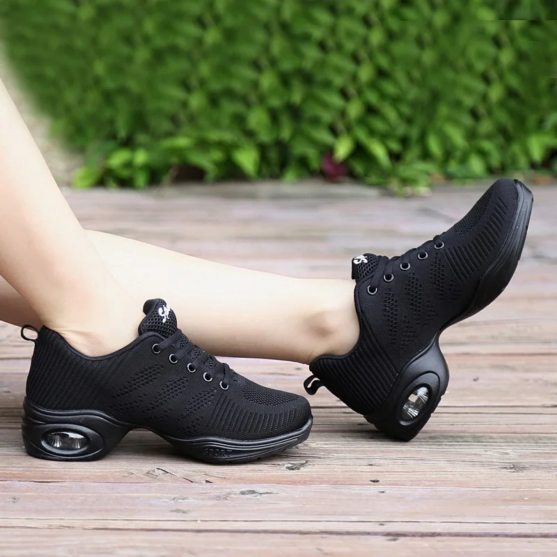 Square Dance Shoes Mesh Breathable Dance Shoes Women's Adult Soft Soled Sneakers Jazz Dance Shoes Zapatos Mujer