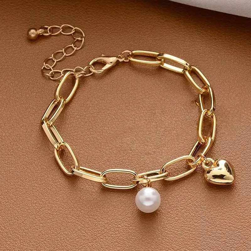 2023 New Hot Leisure Simple Round Love Shell Dial Women's Quartz Watch Set Girlfriend Fashion Personality Temperament Gift