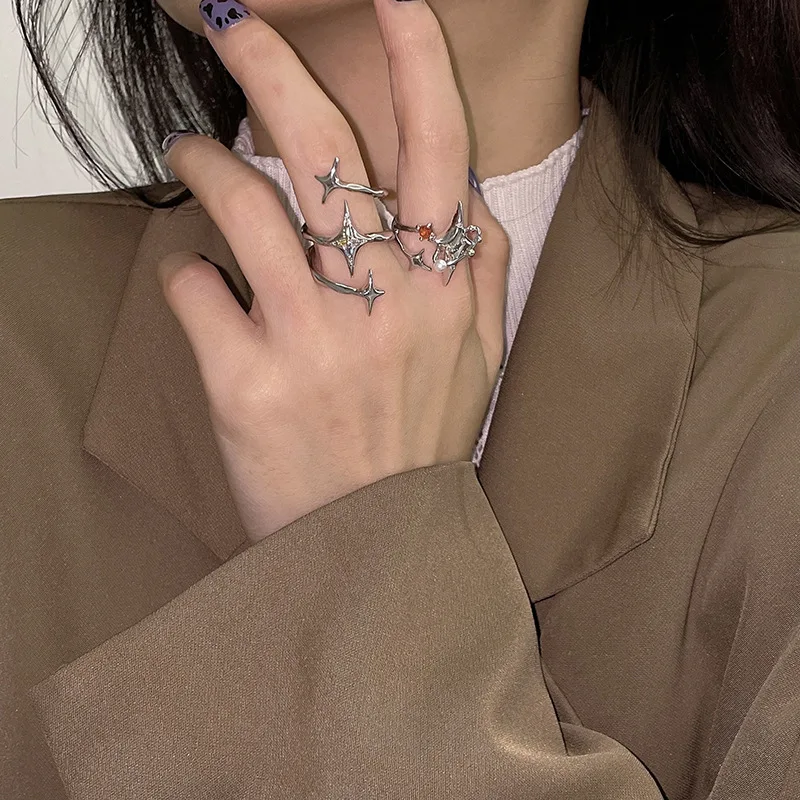 

New Design Irregular Zircon Star Ring Creative Spiral Cross Star Open Rings Aesthetic Geometric Jewelry Party Gift