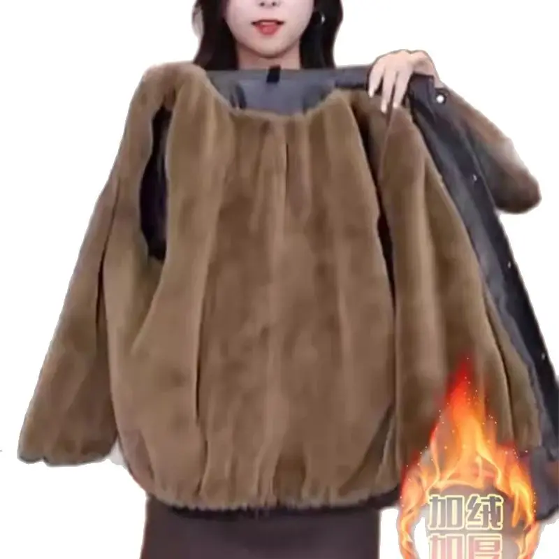 Женское кожаное пальто черная свободная утепленная куртка для осени и зимы 2023