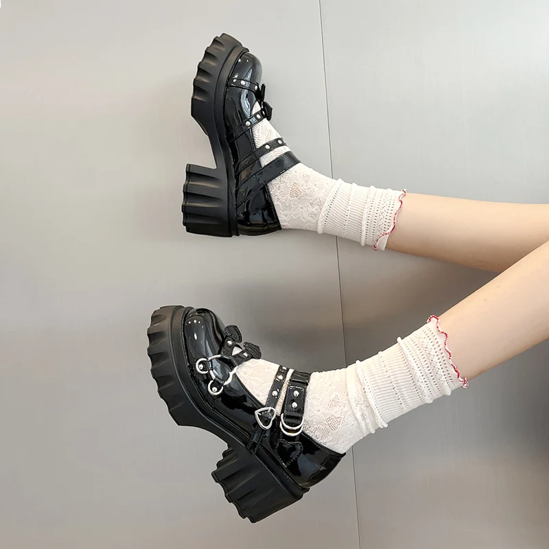Lolita Shoes Platform Women's Shoes on Heels Women 2023 Loli Thick Heel Women Shoes Kawaii Cute Cosplay Mary Janes heart buckle