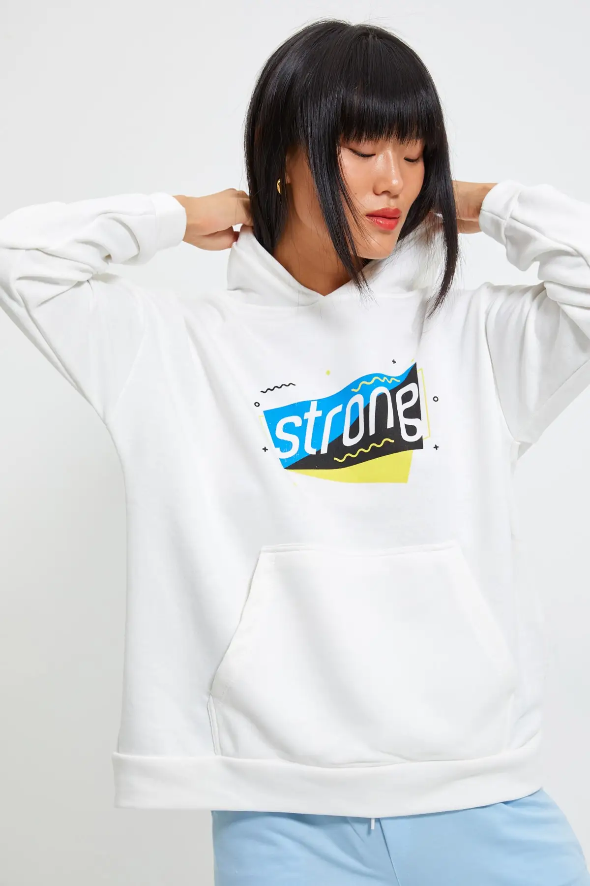 

Trendyol Printed Hooded Boyfriend Knitted Sweatshirt TWOAW22SW0698
