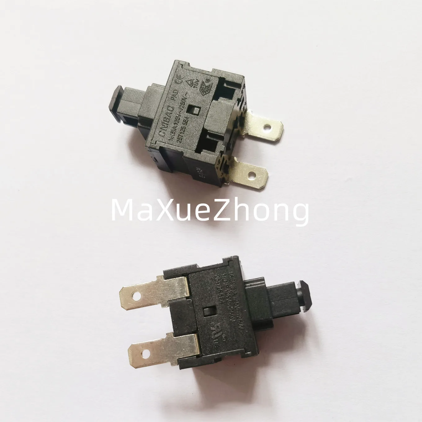 Оригинальный новый 100% CN1BA0 2-контактный самоблокирующийся переключатель пылесоса размещение выключателя питания 250V16A
