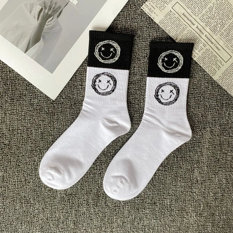 

Hip Hop Fashion Harajuku Black White Trend Funny Cotton Socks Women Men Skateboard Sport Sock Men Street Long Socks Funny