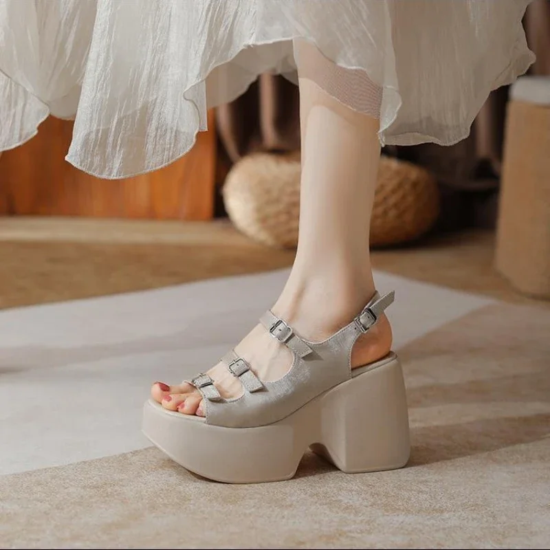 Женские сандалии на танкетке 10 см Повседневные Удобные босоножки гладиаторская