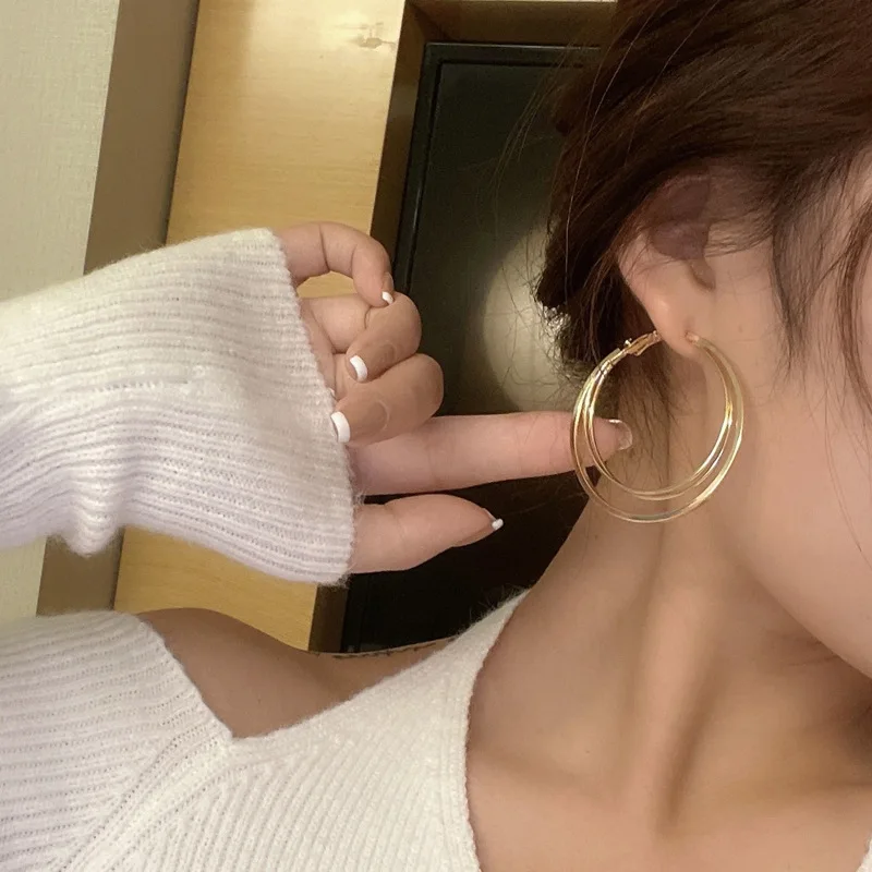 

Exaggerated Double-layer Earrings for Woman Simple Geometric Round Style Earrings 2022