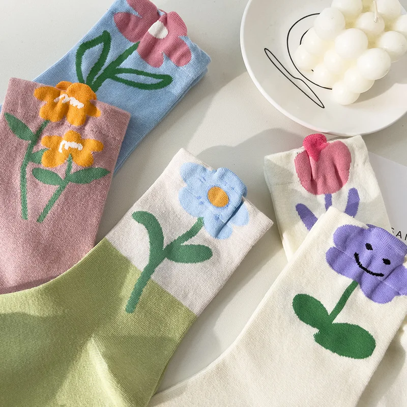 

Fashion Tulip Flower Ladies Mid-tube Socks Ins Tide Girl Mori Cotton Socks
