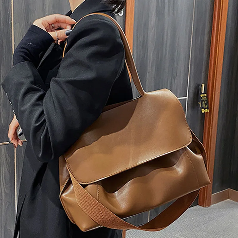 

Вместительная сумка из искусственной кожи для элегантных женщин, большая сумка через плечо, женские кошельки через плечо, сумка-тоут, тренд...