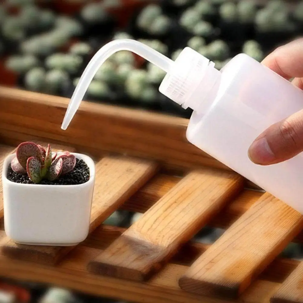 

250mL Water Beak Pouring Kettle Tool Succulents Plant Squeeze Gardening Can Flower With Tools Bottles Watering E1S6