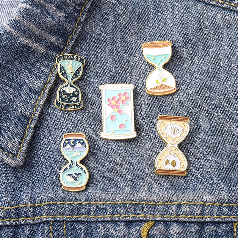 

Hourglass Enamel Pin Plant Space Ocean Sea Metal Brooches Badges for Backpack Bag Hat Suits Accessories Gifts for Women Men