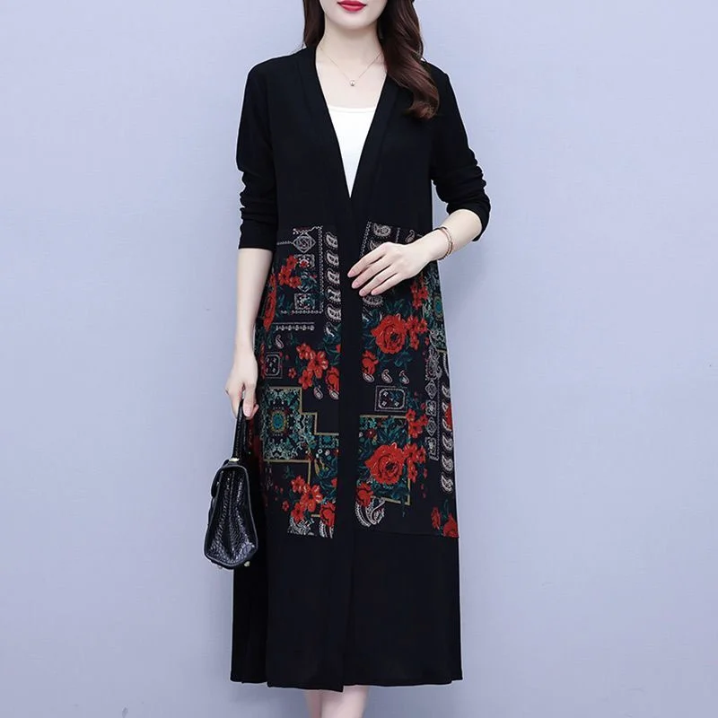 

Adding Fertilizer Women Cardigan 2023 Spring New Middle-aged Mother's Medium Length Black Fashion Printing Temperament Thin Toat