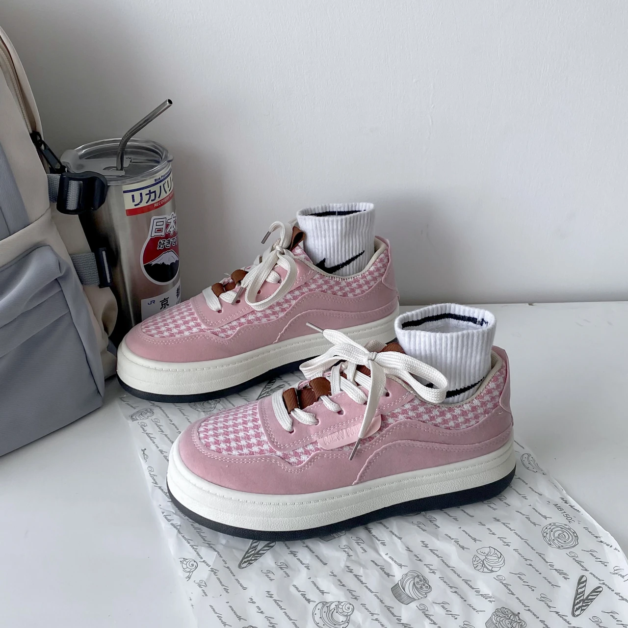 

Женские кроссовки в клетку Harajuku, повседневные кроссовки на платформе, Вулканизированная массивная подошва для бега, весна-лето 2023