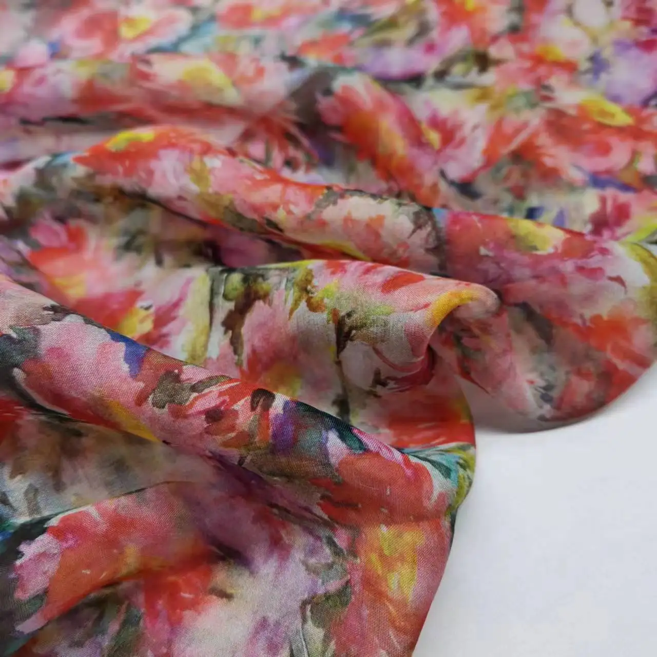 

Pure Silk 100% Soie Fabric On Sale Floral Chiffon Style Width 135cm Soft 6mm Dress Scarf Material