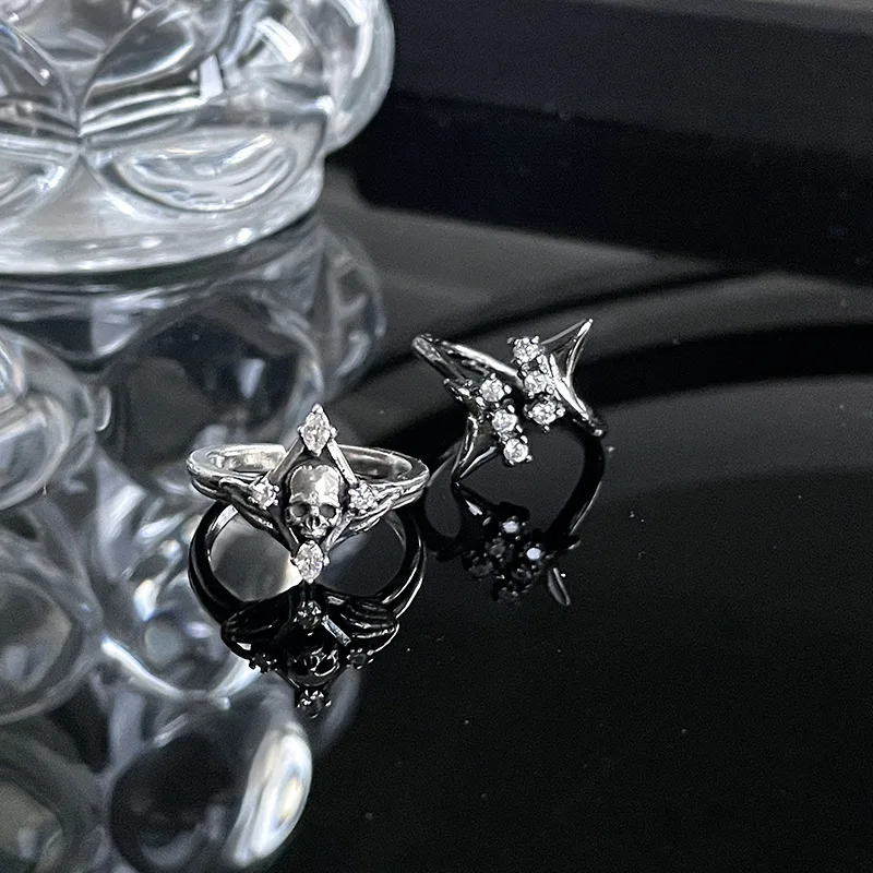 

Vintage Fashion Personality Skull Ring Hip-hop Gothic Open Ring Banquet Jewelry Accessories Gift