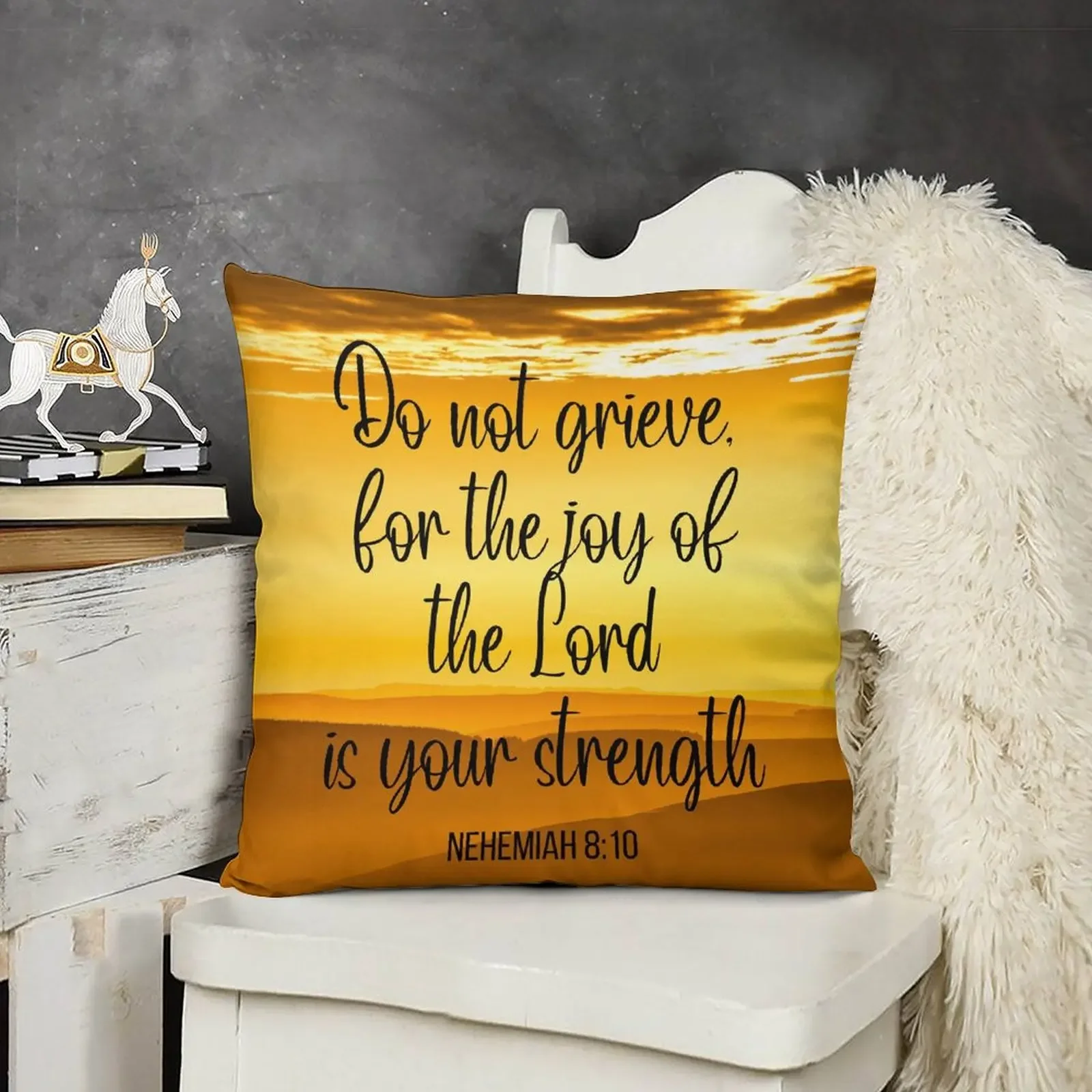 Не благодарь за радость Господа - это вашу силу (Неэмия 8:10) Мотивационная подушка