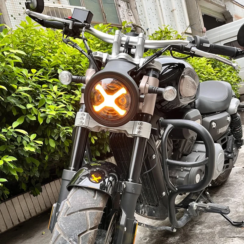 Фото X Style 5,75-дюймовая светодиодная фара для мотоцикла — желтый ДХО для Harley 883 Indian Scout Triumph Bobber №4