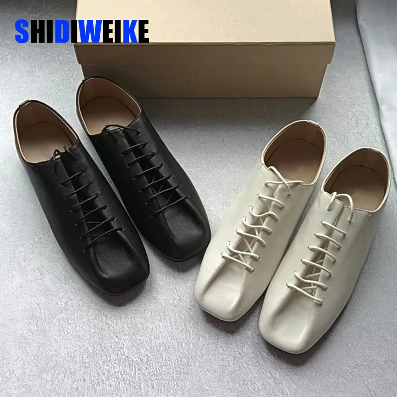 

SDWK/женские кроссовки; Летняя обувь; Женская обувь; Новинка; Повседневная обувь из искусственной кожи на шнуровке с розами; Базовая весенняя ...