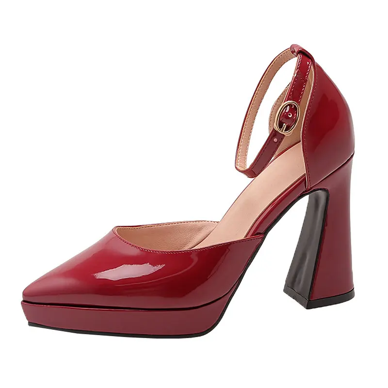 

Женские босоножки из лакированной кожи, на высоком каблуке и платформе