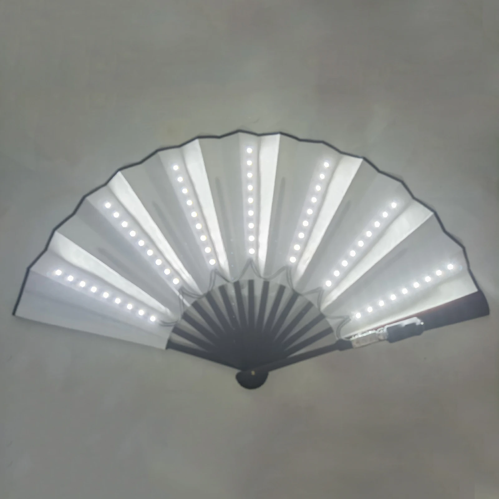 

LED Paper Fan LED Light Emitting Fan Party Flashing Folding Fan Chinese Style Folding Fan Held Folding Fan for Party/Dance