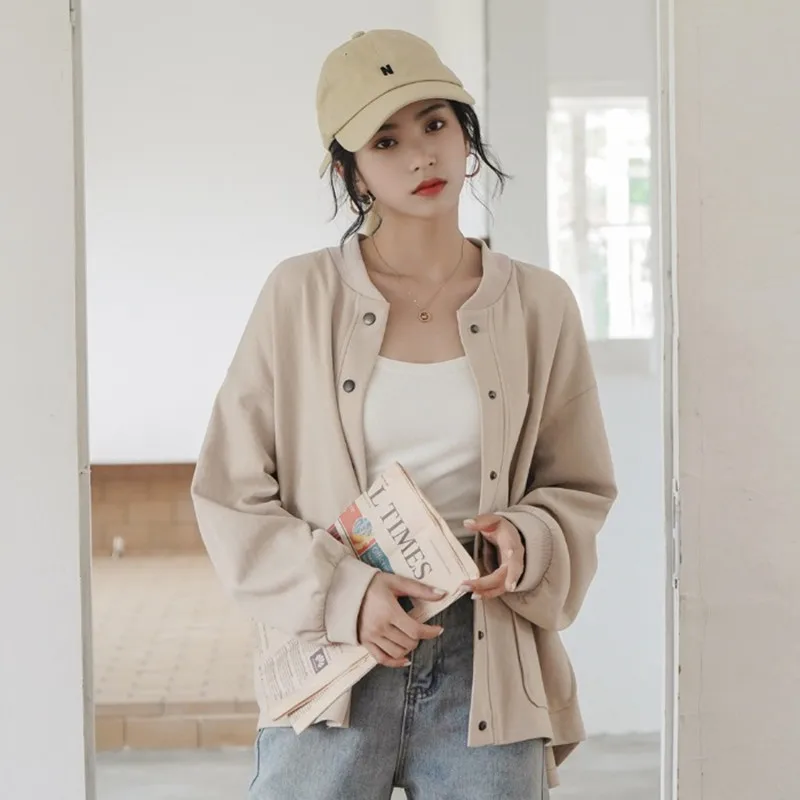 

2022 short jacket women's casual full-line niche design women's small spring clothing new original high-end temperament