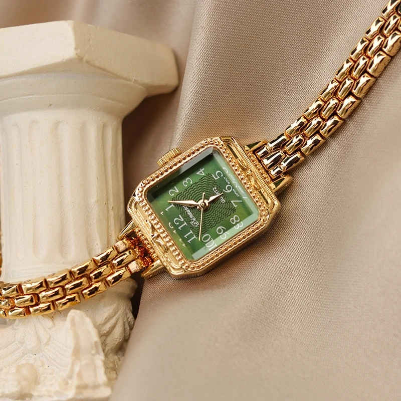 Rome Vintage Women's Small Gold Watch Light Luxury Fashion Niche Women's Watch Casual Elegant High Quality Emerald Wristwatch