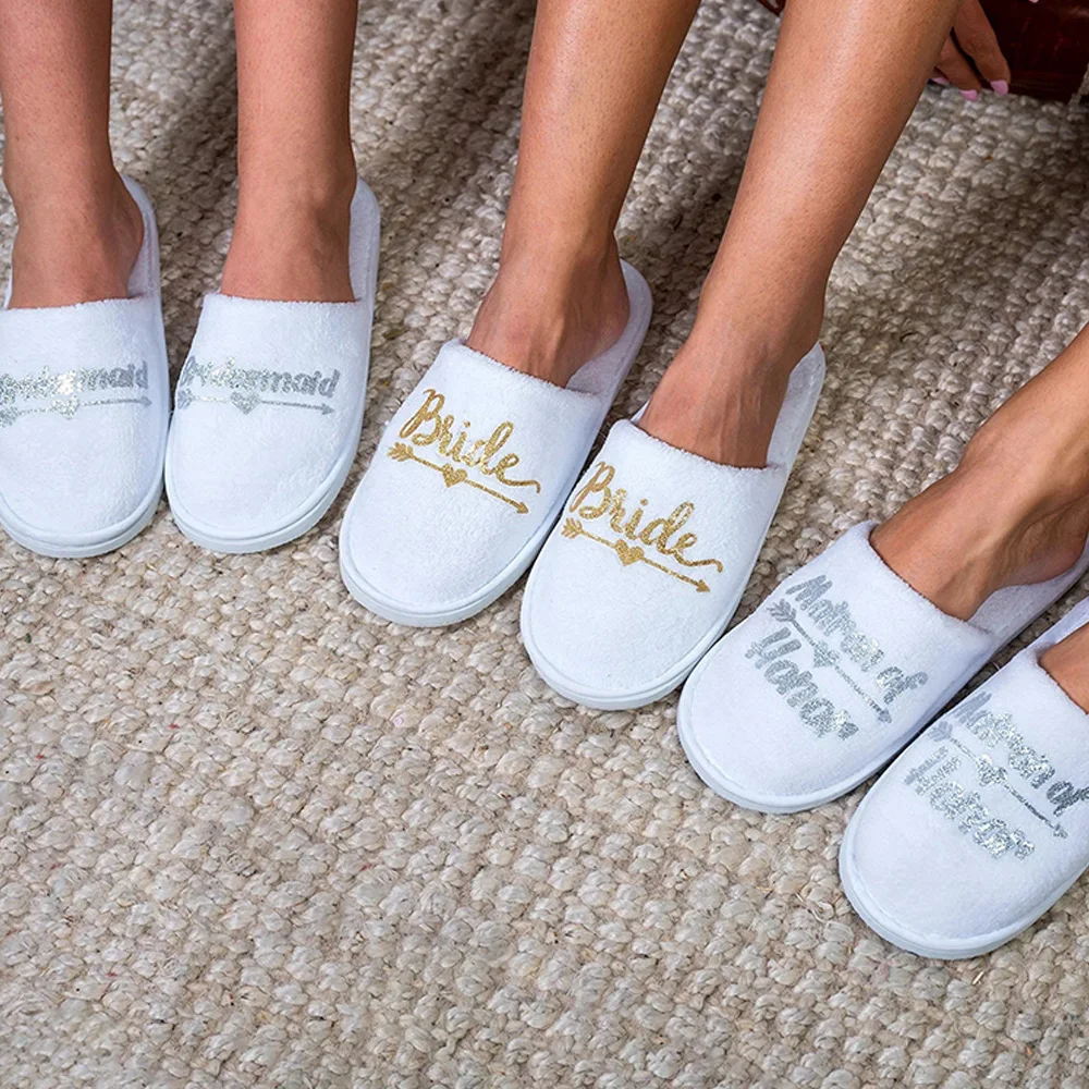 

Personalized Bride Bridesmaid Coral Slippers Wedding Favors Custom Maid of Honor Bachelorette Hotel Party Gifts Spa Slippers