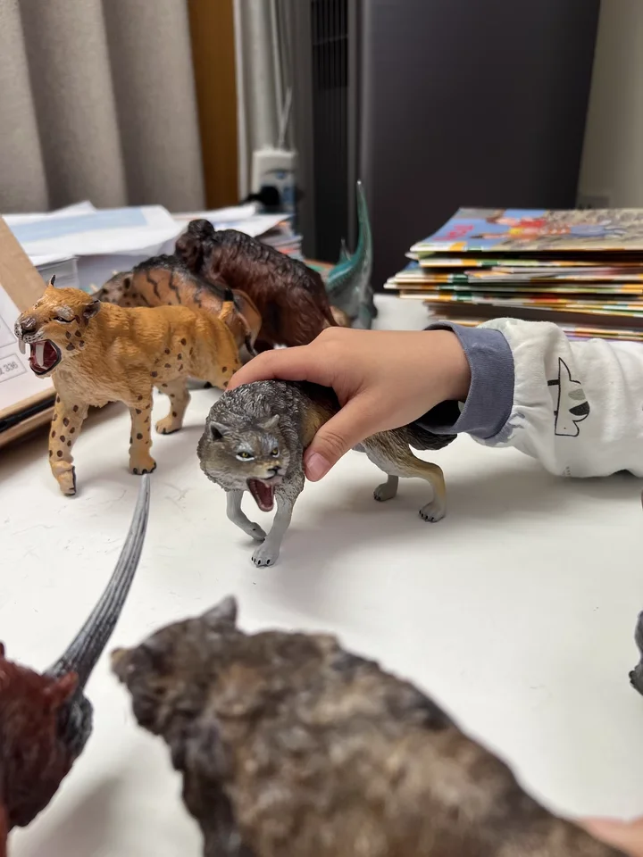Фото В наличии новая образовательная игрушка Canma Mammoth Machairodus Deinotherium Paraceratherium Daeodon доисторическая модель животного игрушка №2
