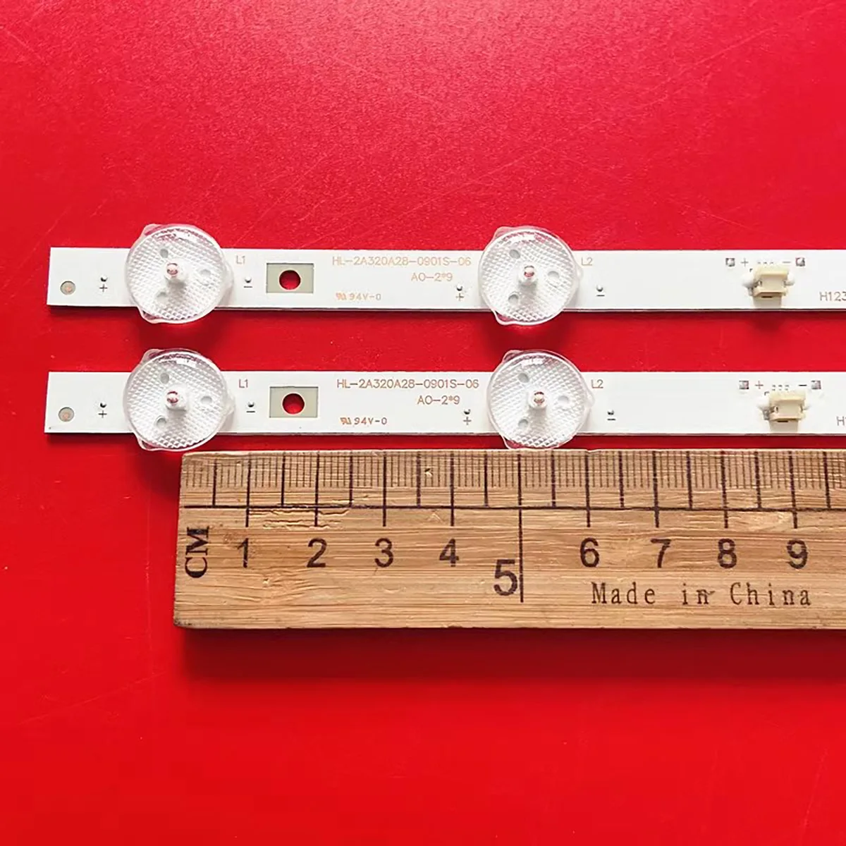 Фонарь с подсветкой для фонарей заднего света