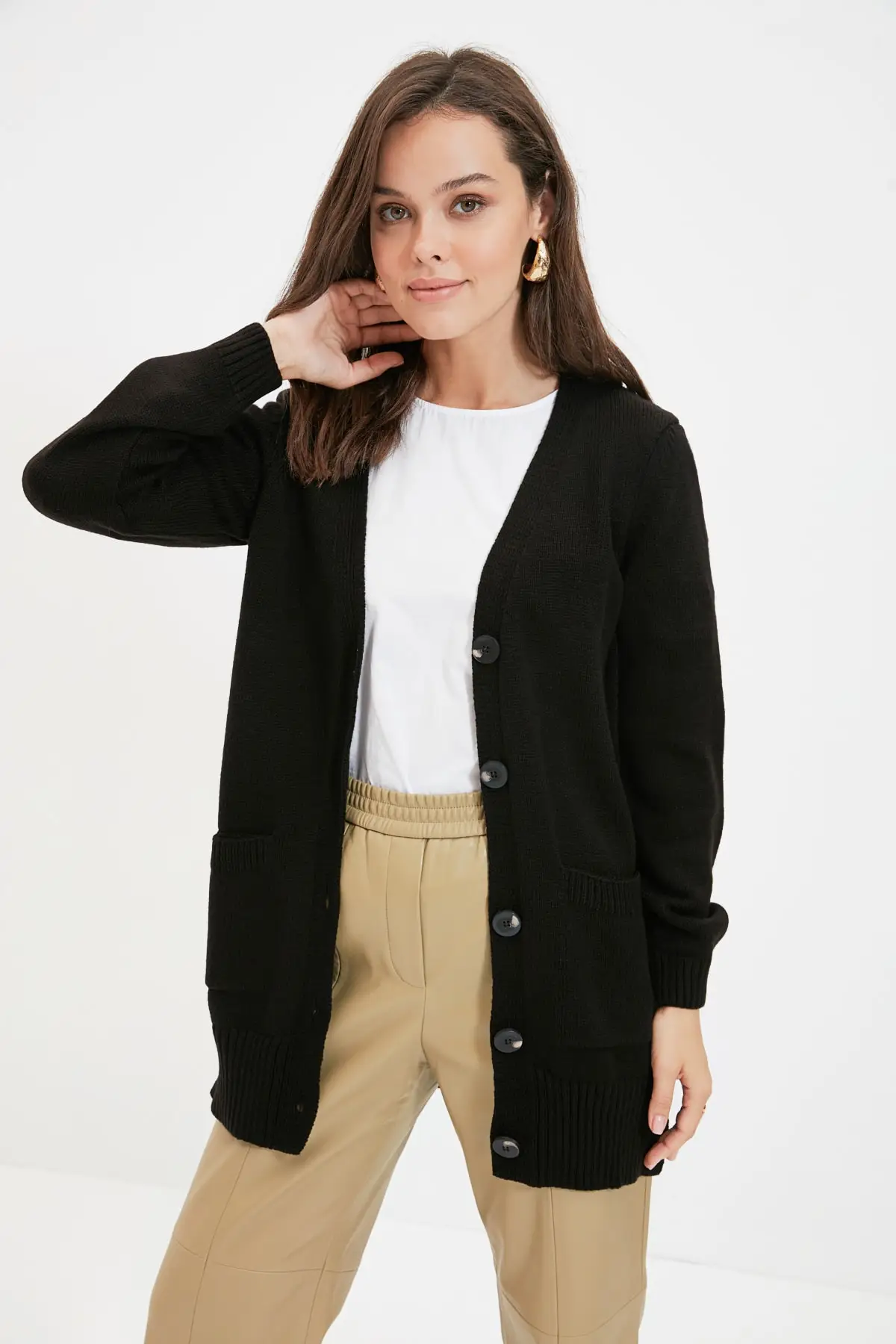 

Black V-Neck Button Pocket Detail Long Knitwear Cardigan TCTAW22TH0005