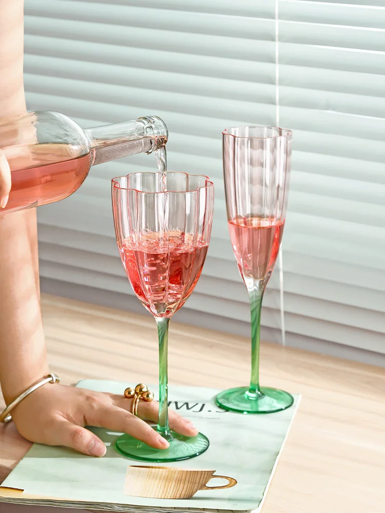 

French Red Wine Glass Household Goblet High-value Flower Petal Champagne Glass Cup Crystal Glass White Grape Dessert Wine Glass