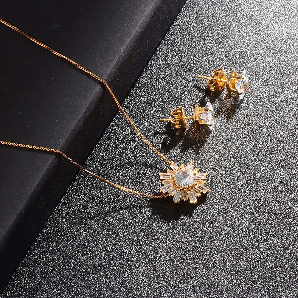 

Women's Trend Jewelry Sets Dubai Fashion Gold Color Copper Necklaces Party Accessories Luxury Earrings Fashion Jewelry For Woman