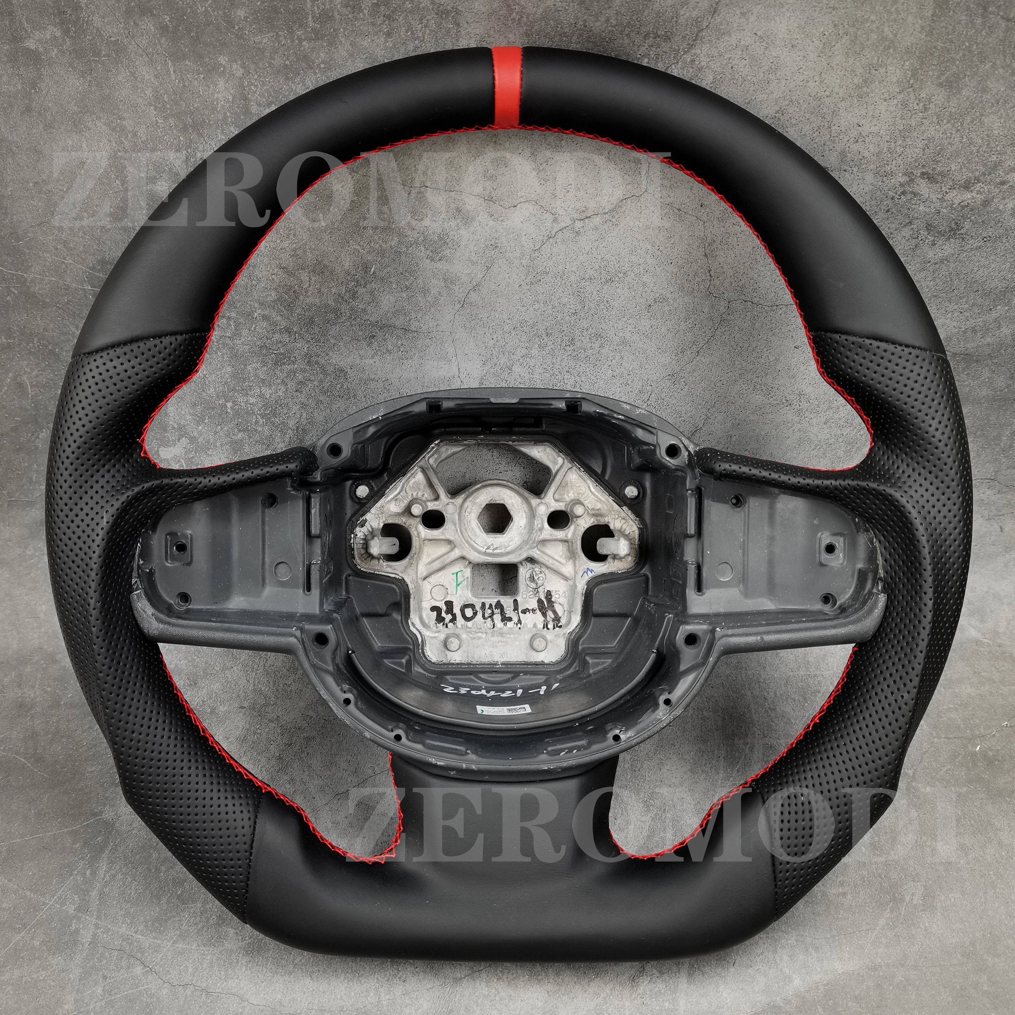 

High Quality Refit Leather Steering Wheel For Volvo XC90 S80 XC60 S90 V70 V50 S40 V60 XC70 V40 2017 2018 2019 2020
