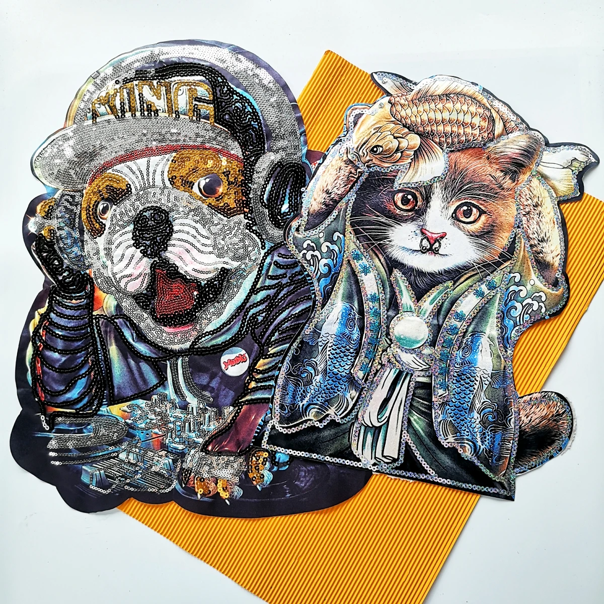 

Большая вышивка, нашивка с принтом собаки, нашивки с обезьянами, значки с тигром, аппликация с булышками, аксессуар «сделай сам»