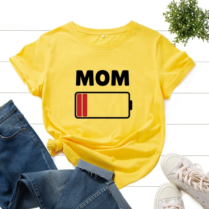 

Женская футболка с коротким рукавом, круглым вырезом и принтом