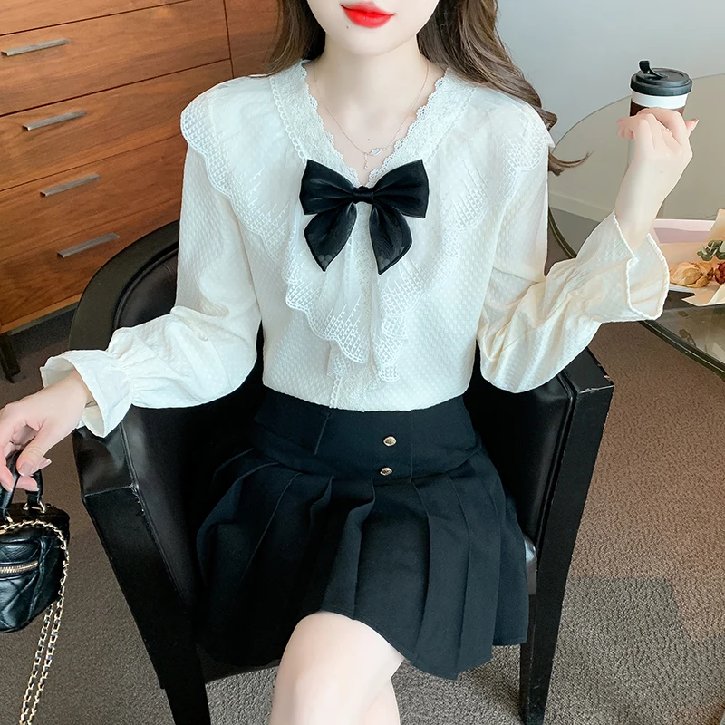 

Autumn Women's Long Sleeve V-Neck French Flare Sleeve Solid Lace Ruffle Bow Shirt Blouse Women Camisas De Mujer Tops A405