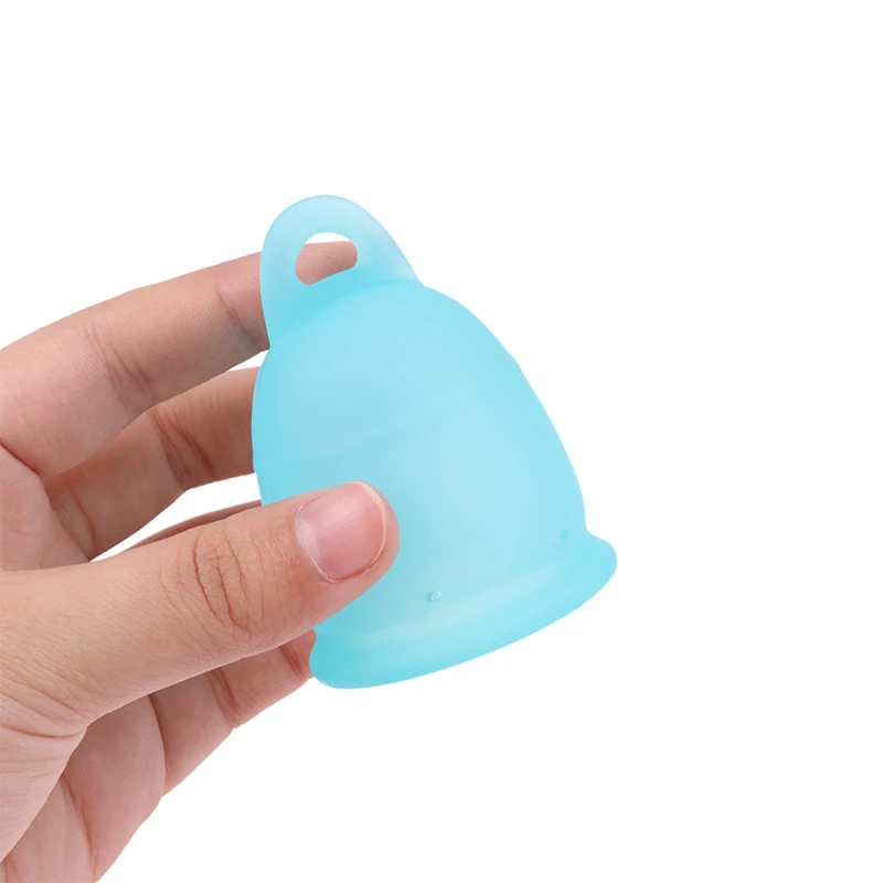 Многоразовая Женская менструальная чаша из силикона фиолетового цвета для