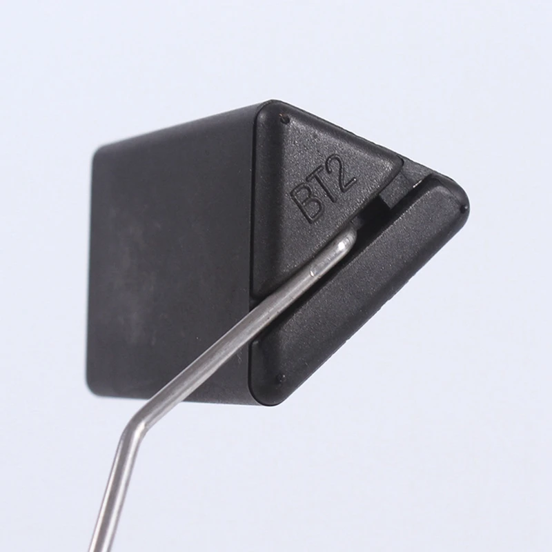 Car Fuel Level Sensor For Mitsubishi Pajero Montero MK3 MK4 V73 V75 V77 V93 V95 V97 MR342870