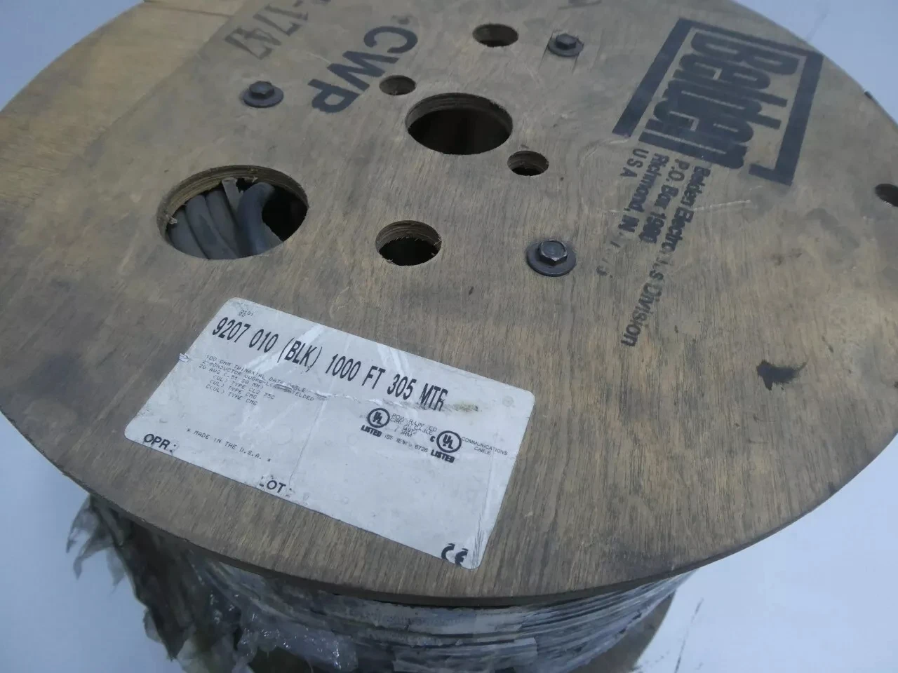 Фото Кабель Belden 9207 20 AWG 2C с полиэтиленовой изоляцией и ПВХ-оболочкой, 100 Ом, твинаксиальный №2