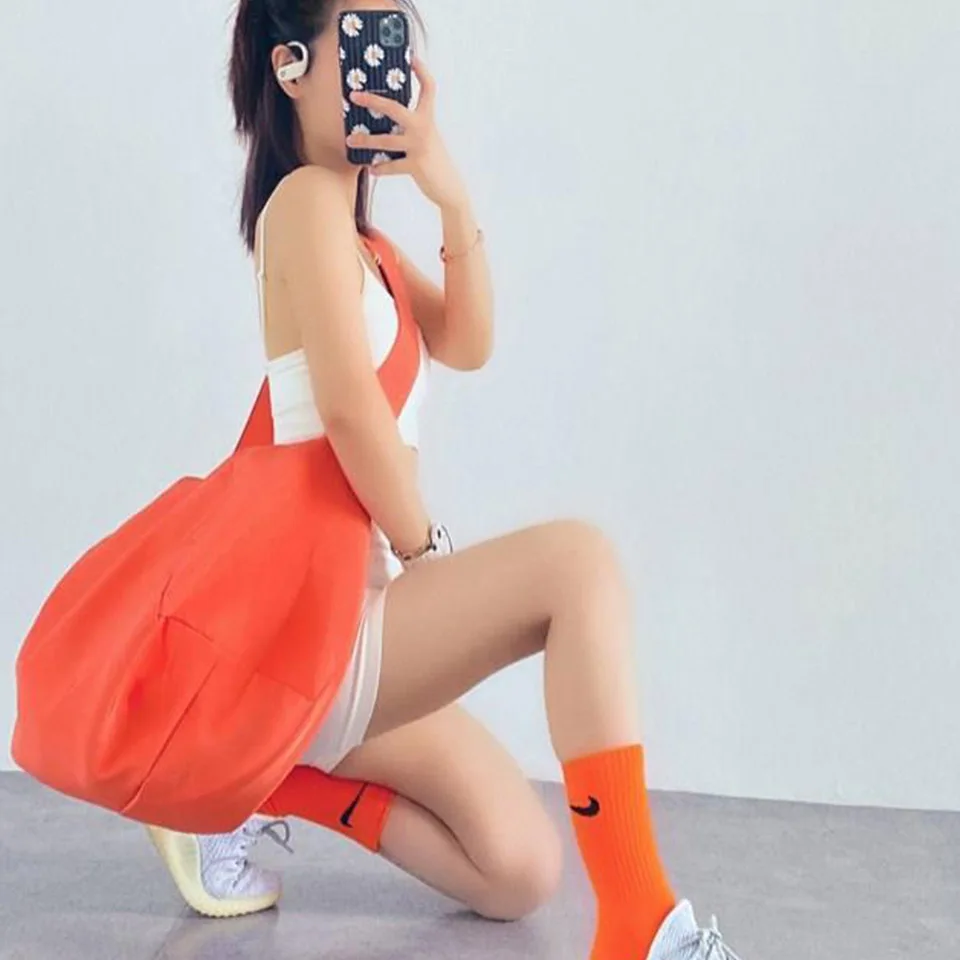 Trend Female Large Capacity One Shoulder Cross-Slung Handbag Simple Pure Color Fitness Multi-Purpose Leisure Sports Bag M601