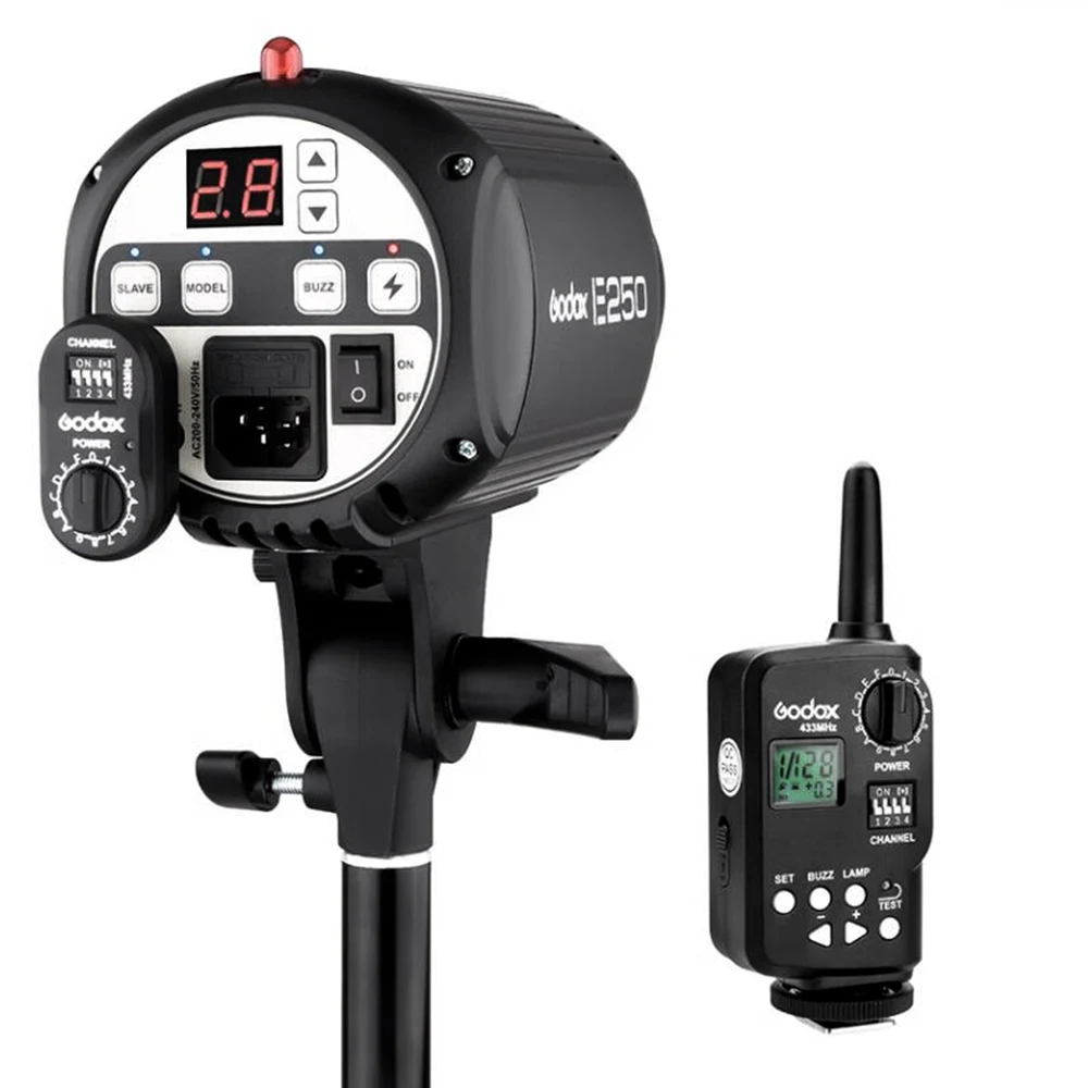 Набор студийных вспышек Godox 2x E300 300Ws / E250 250Ws + софтбокс 60x90 см штатив 2 м триггер