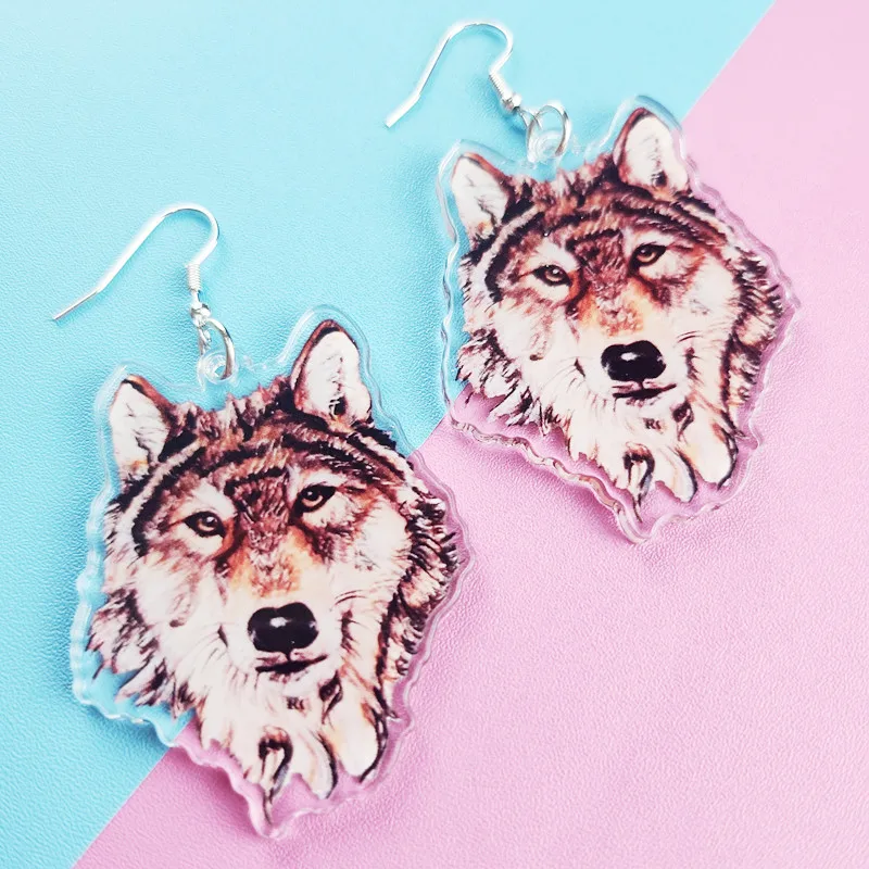 

Novel Cute Wolf Head Acrylic Earrings Creative Stay Weird Jewelry Personalized Charm Suitable for Women's Birthday Gifts