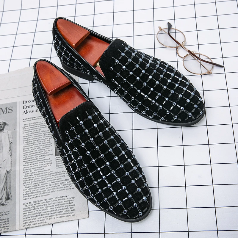 

Casual Slip on Loafers for Men Lattice Flat Driving Shoes Man Moccasin Homme Light Pu Leather Shoes Male Walking Shoes 38-48