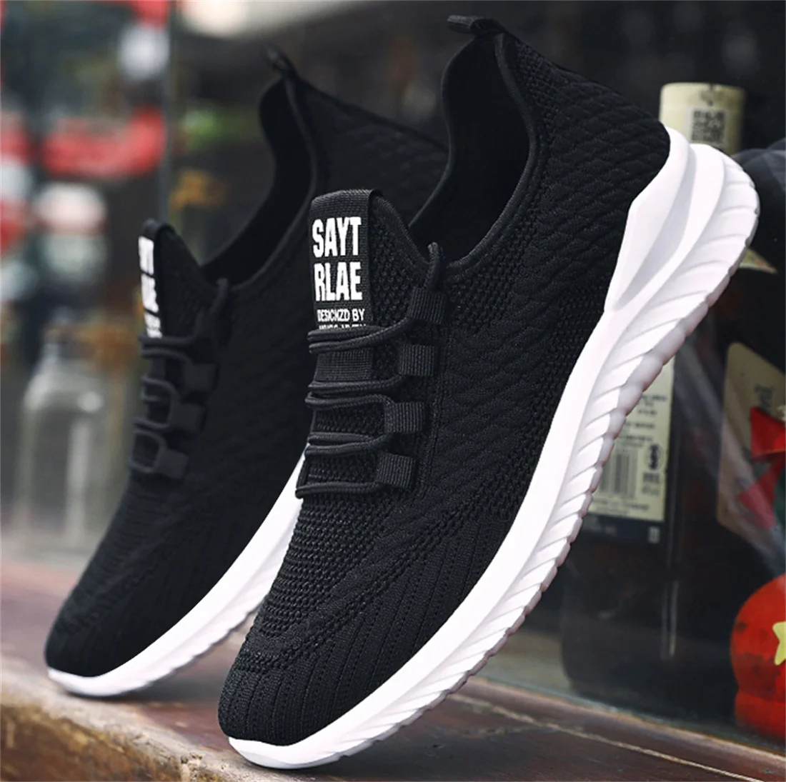 

Sports Shoes New Men's Shoes Trend Flying Woven Lace-up Running Shoes Breathable Korean Version Of The Tide Shoes
