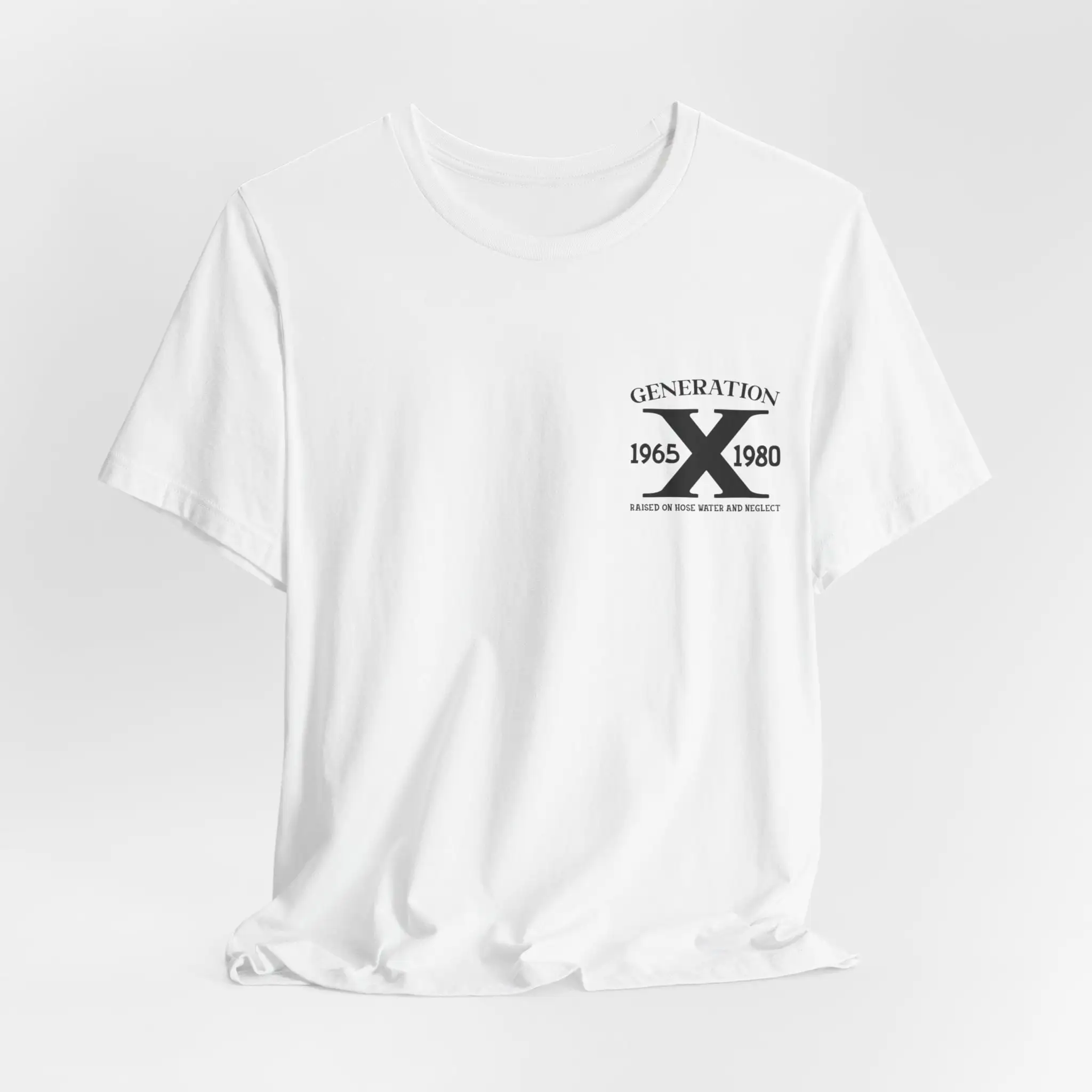 Футболка смешного поколения Gen X приподнятая на шланге вода и пренебрежение