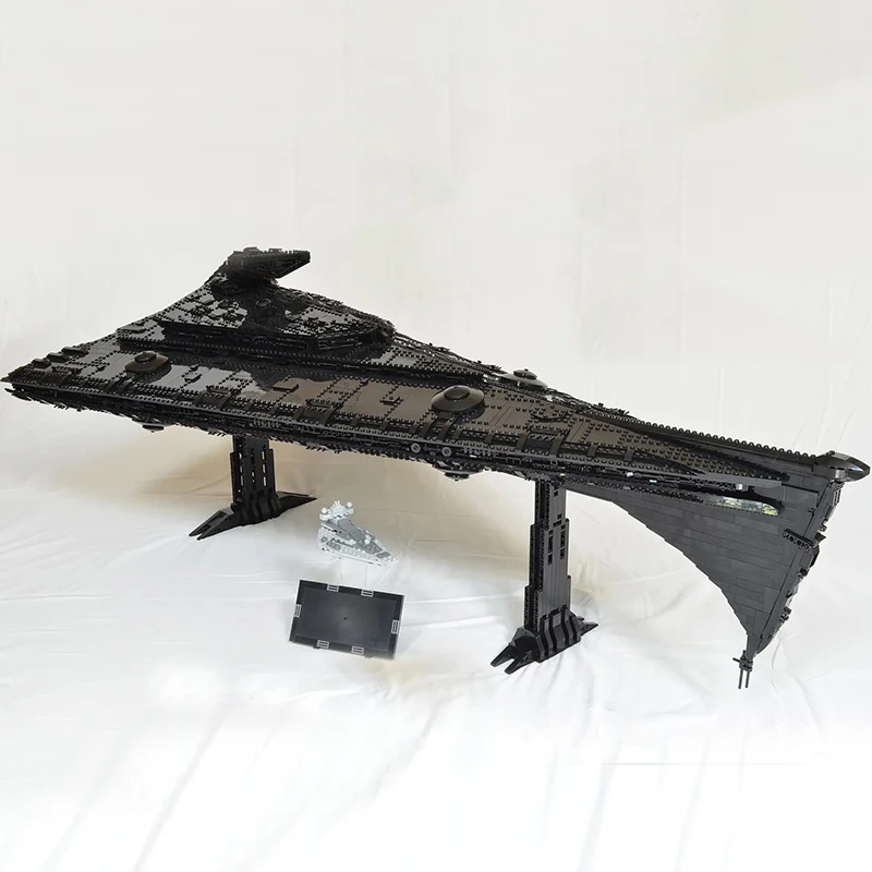 

Star Planet Movie The Eclipse-Class Dreadnought Model Sets Assemble 10030pcs Building Blocks Bricks Toys MOC Model