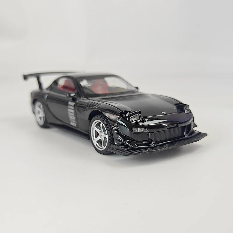 Фото Модель автомобиля Mazda RX-7 FD из сплава, масштаб 1:32, с открывающимися дверями, капотом и багажником, со звуковыми и световыми эффектами, в комплекте с подарками. №5